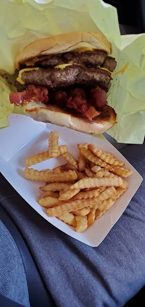 Plain Bacon Cheese Burger